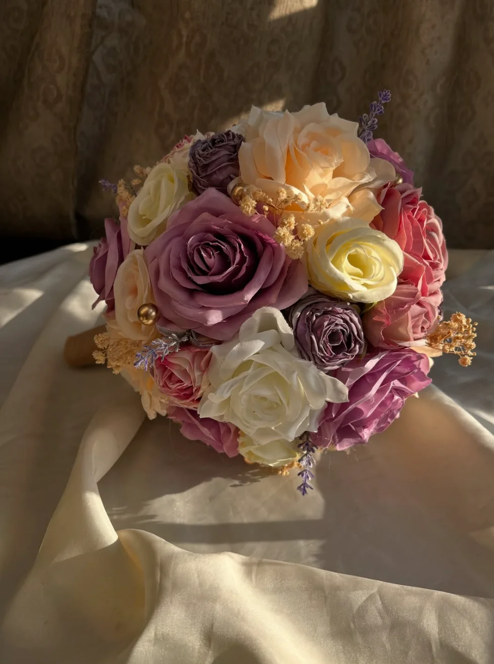 Lilac-Peach round bouquet medium, bouquet by Allies Atelier