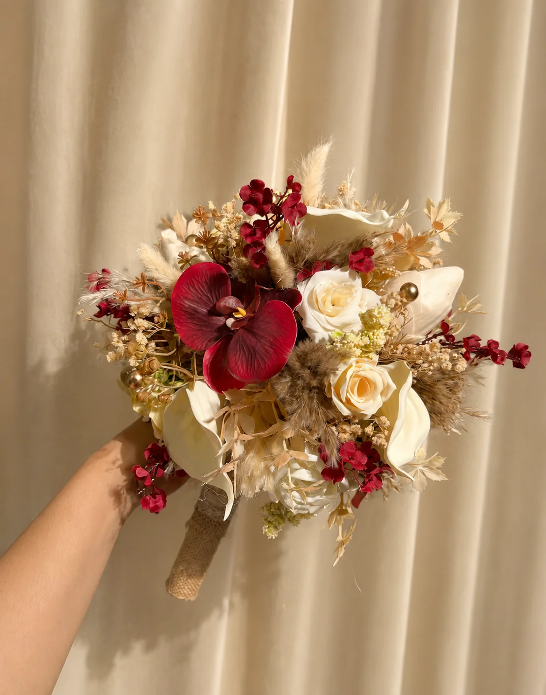 Boho Red Bouquet, bouquet by Allies Atelier